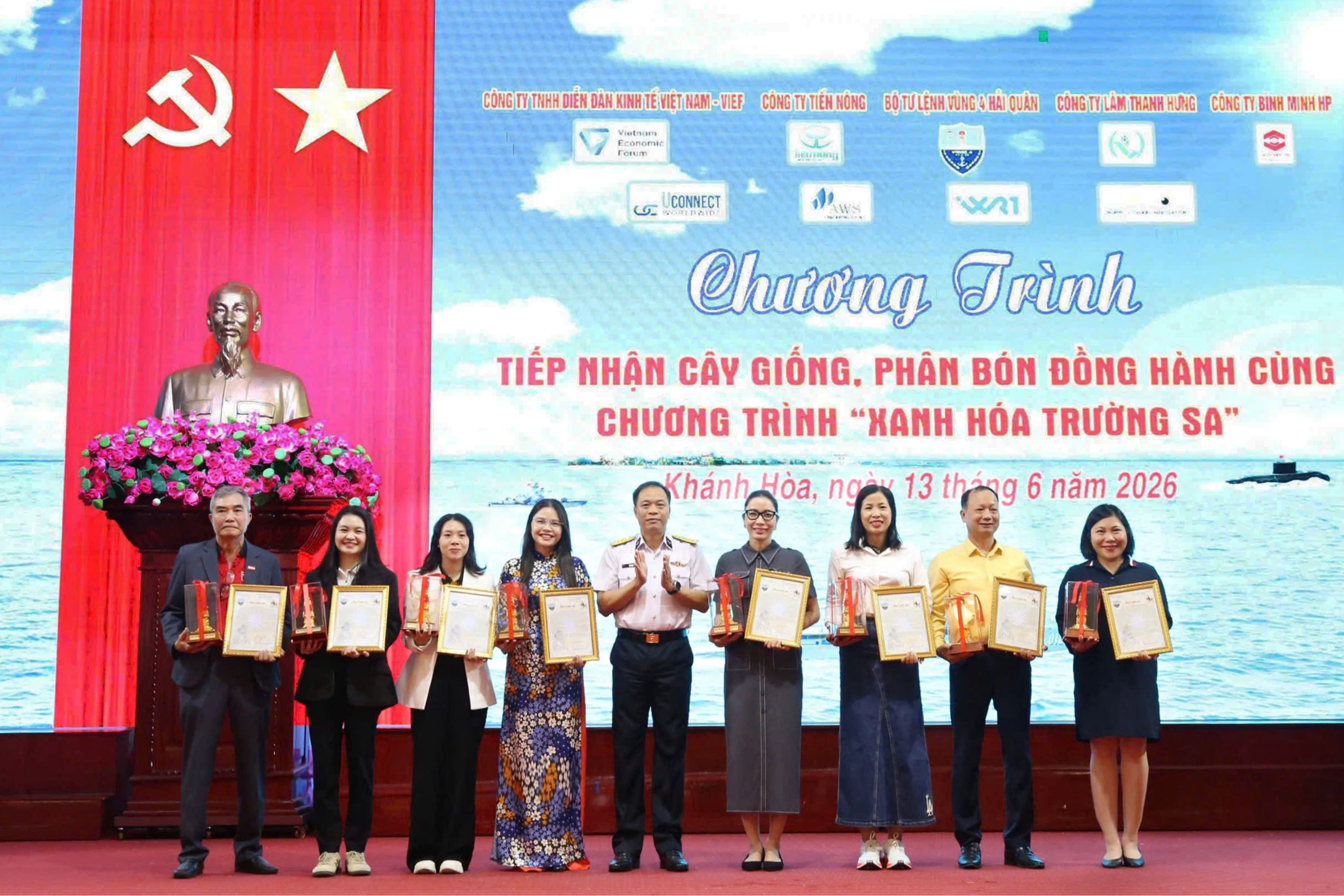 Liên Minh VISA đồng hành cùng chương trình "Xanh hóa Trường Sa", chung tay vì môi trường biển đảo bền vững
